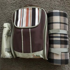 Kitchen Supreme Picnic Backpack Set